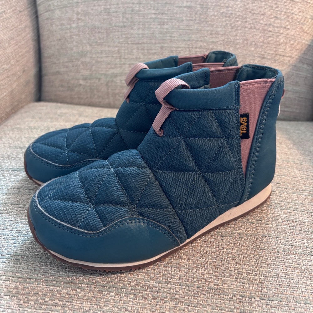 Teva Ember Reember Mid Quilted Camp Boots Teal Pink Outdoor 1106332 Girls 1